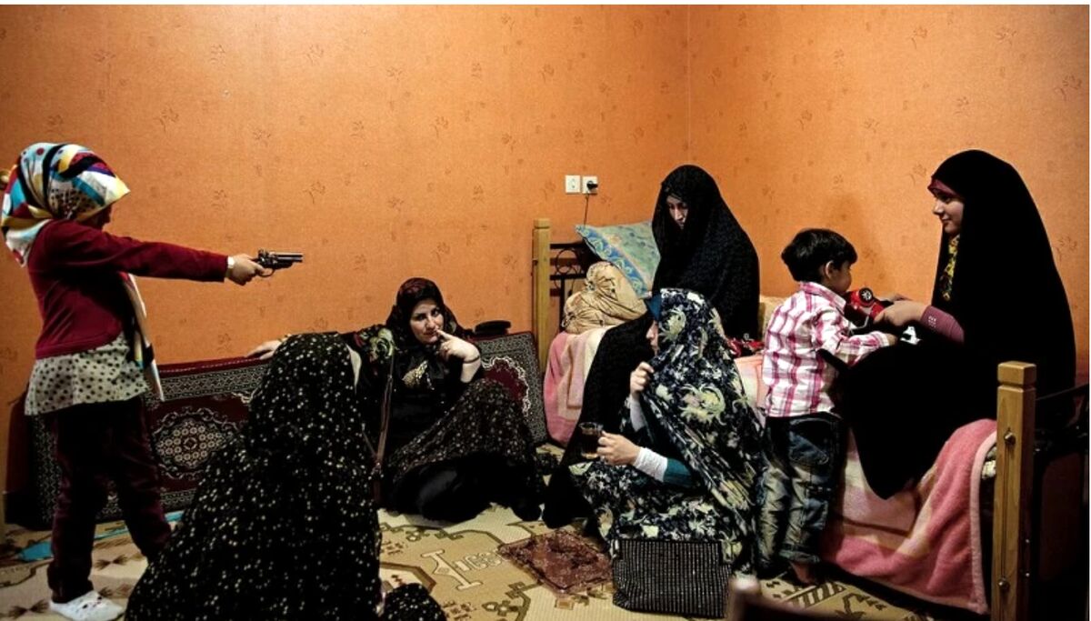 کدام زنان خانه دار بیمه می شوند؟ | بیمه زنان خانه‌‌دار از چه سنی آغاز می‌شود؟