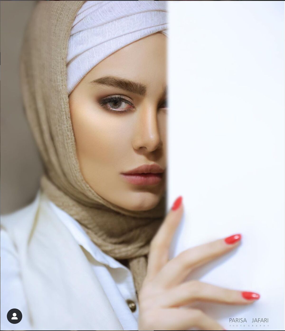 سحر قریشی در کنار پوریا پورسرخ