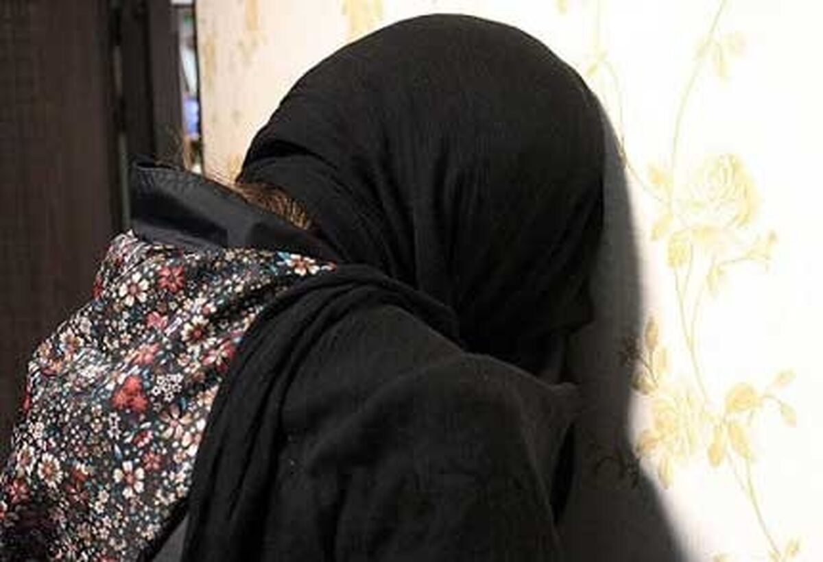 زن مشهدی با اغوا گری، مردان عراقی را به جای خلوت می‌کشاند و دار و ندارشان را می‌دزدید!