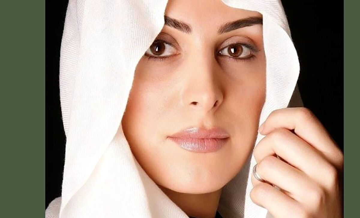 سنگ مزار غم انگیز ماه‌چهره خلیلی بازیگری که جوان مرگ شد | تلخ ترین عکس از سنگ مزار ماه‌چهره خلیلی 