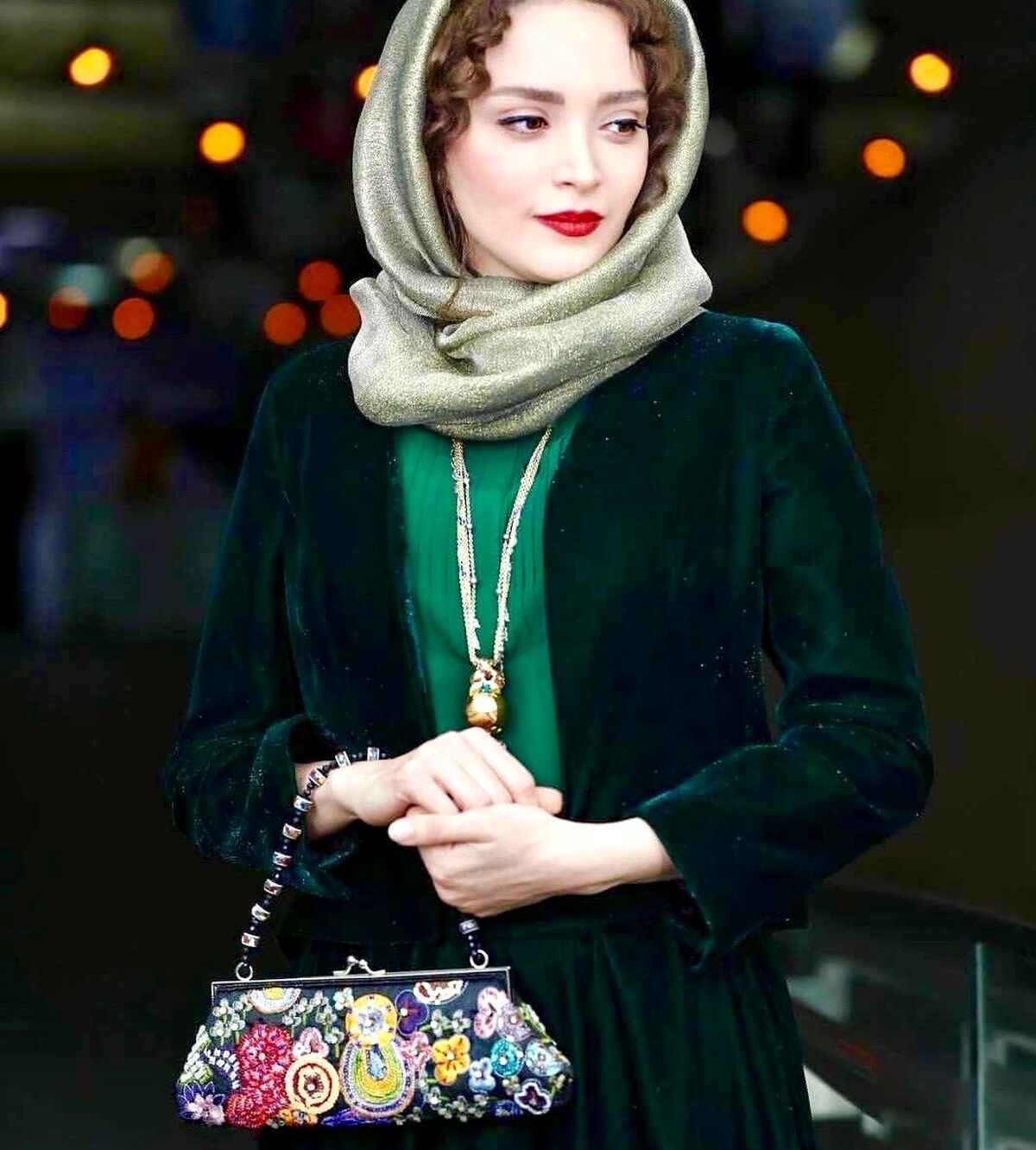 بهنوش طباطبایی با استاد دانشگاهش ازدواج کرد؟ | عکس بهنوش طباطبایی همه را شوکه کرد