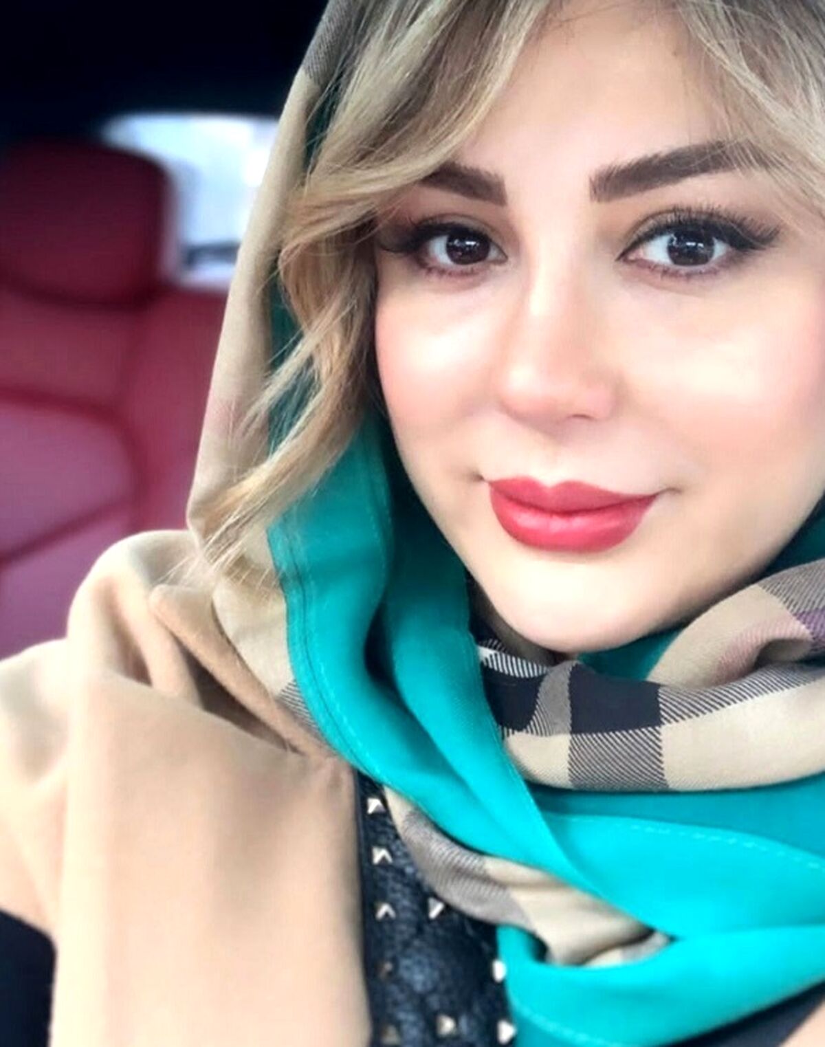  عکس دیده نشده از نیوشا ضیغمی در دندان پزشکی  به همراه نفیسه روشن + عکس 
